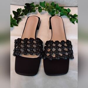 Womens Unilody Lamara Paris Black Woven Flat Pleated Slide Sandals